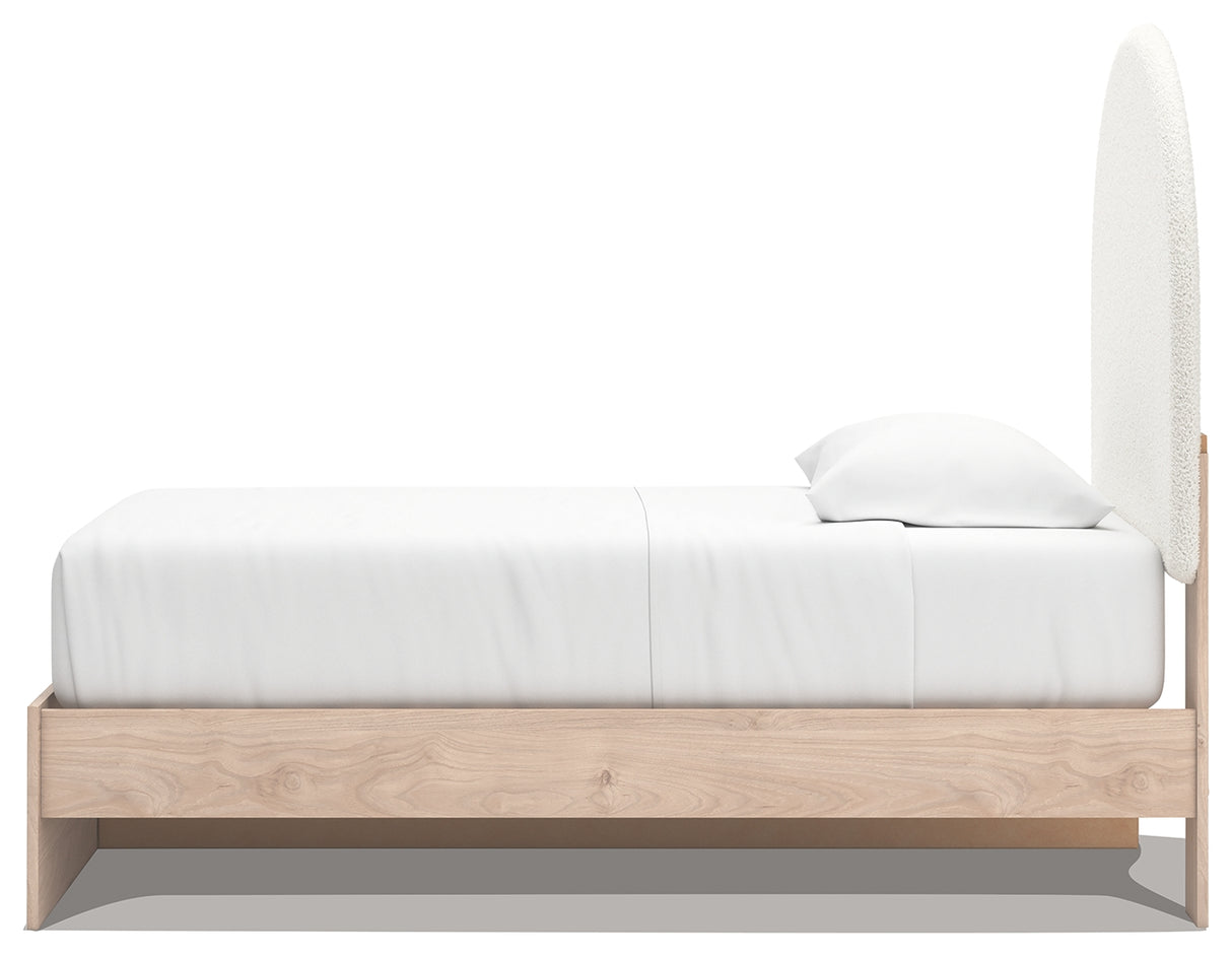 Arloster Bedroom